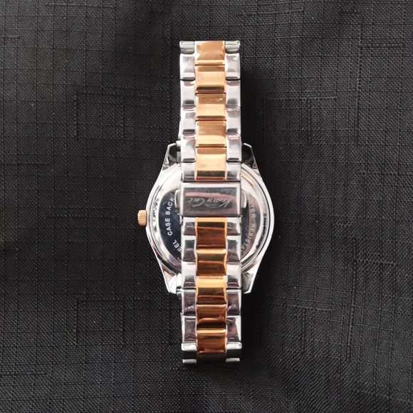 Kenneth Cole Watch - Picture 3 of 8